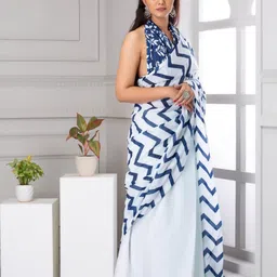 TROPWEAR Geometric Printed Pure Cotton Jaipuri Mulmul Half & Half Block Print Saree image 2