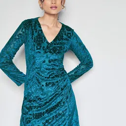 AND V Neck Long Sleeves Embellished A-Line Dress-image-95