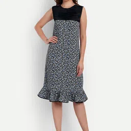 D 'VESH Floral Printed A-Line Dress-image-24