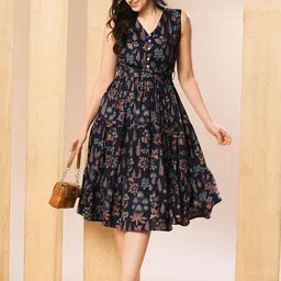 Globus Ethnic Printed Tiered Fit & Flare Midi Dress-39