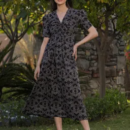 JISORA Women Black & Beige A-Line Midi Dress-picture-48