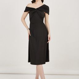 Styli Women Solid Black One Shoulder A-Line Midi Length Party Dress-image-52