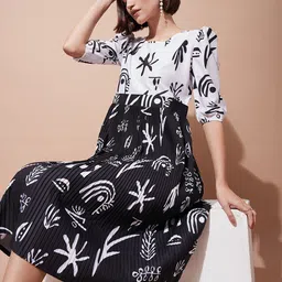 DressBerry Floral Printed Puff Sleeves Gathered Detail Flared Fit & Flare Midi Dress-image-30