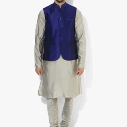 KISAH Men Navy Blue Kurta with Churidar & Nehru Jacket-image-16