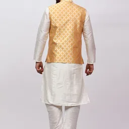 MAG Men Cream-Coloured Regular Dupion Silk Kurta with Churidar image 5