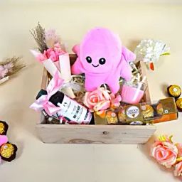 Cute Birthday Gift Hamper For Your Girlfriend-image-75