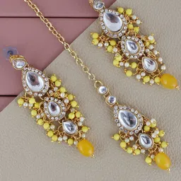 LUCKY JEWELLERY Gold-Plated Kundan-Studded Drop Earrings With Maang Tikka-11