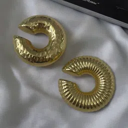 ISHKAARA Gold-Plated Contemporary Ear Cuff-35