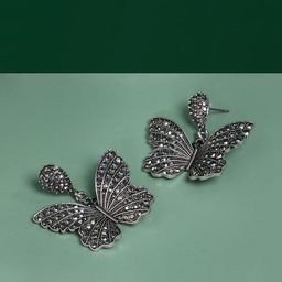 SOHI Silver-PlatedContemporary Drop Earrings-12
