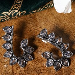 VENI Contemporary Stud Earrings-34