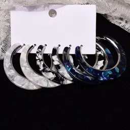KARATCART Set Of 3 Silver-Plated Contemporary Hoop Earrings-9