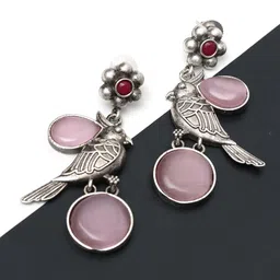 Ozanoo Silver-Plated Classic Crystals Drop Earrings image 3