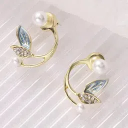 VAGHBHATT Gold-Plated Micro Leaf Studs Earrings image 5