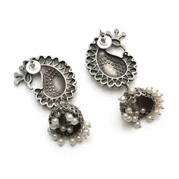 Ozanoo Silver-Plated Classic Drop Earrings image 4