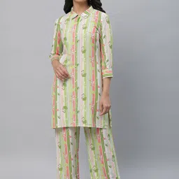 AURELIA Floral Printed Shirt Collar Straight Kurta with Trousers-image-99