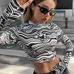 TANDUL Abstract Monochrome Printed Long Sleeves Crop Top-14