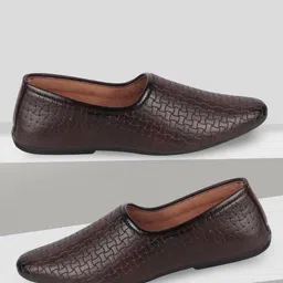 FAUSTO Men Brown Memory Foam Mojaris-image-54