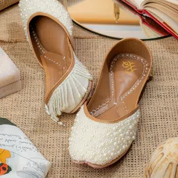 House of Pataudi White Embellished Round Toe Majoris-12