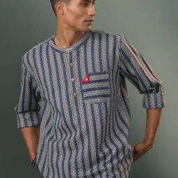SHVAAS by VASTRAMAY  Geometric Short Kurta-image-93