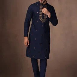 KISAH Geometric Embroidered Mandarin Collar Straight Kurta-image-87