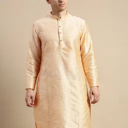 Amodh by Kisah Men Woven Design Kurta-picture-42