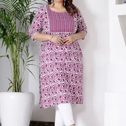 Little More By Stylum Plus Size Floral Printed Pure Cotton Straight Kurta-33