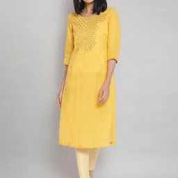 AURELIA Women Yellow Yoke Design Thread Work Kurta-image-60