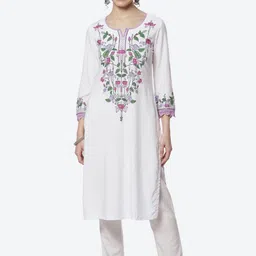 Rangriti Women Floral Printed Kurta-image-42