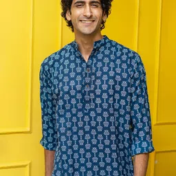 Shasak Ethnic Motifs Printed Mandarin Collar Cotton Short Kurta-picture-47