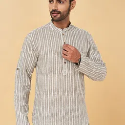 indus route by Pantaloons Abstract Printed Mandarin Collar Straight Kurta-image-4