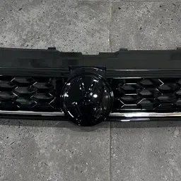 Imported Front Grill With Chrome Strip For VW Polo/Vento Type 3 (2010-Present) Car Grill Cover-image-70