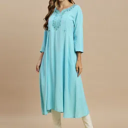 MomToBe Floral Yoke Designed Thread Work Anarkali Maternity Kurta-image-22
