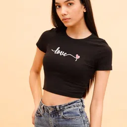 NoBarr Printed Round Neck Short Sleeves Crop Top-image-4