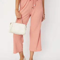 max Women Mid-Rise Cropped Regular Trouser-image-47