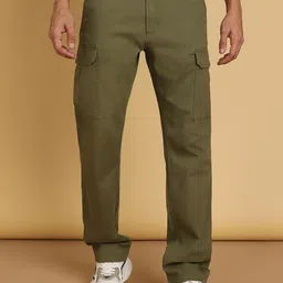 Wrangler Men Straight Fit Low-Rise Cargos-picture-30