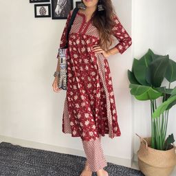 Janasya Floral Printed Mandarin Collar Pure Cotton A-Line Kurta With Trousers-image-73