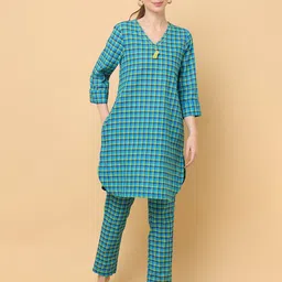 aayusika V-Neck Checked Regular Pure Cotton Pathani Kurta with Trousers-18