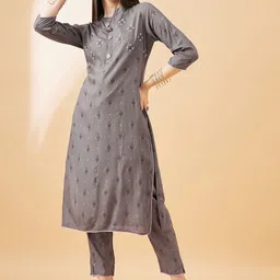 all about you Ethnic Motifs Printed Regular Thread Work  Kurta with Trousers image 2