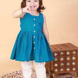 VASTRAMAY Girls Blue Panelled Pure Cotton Kurti with Trousers-picture-42