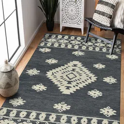 saraswatii global Grey & White Geometric Printed Woolen Rectangle Carpet-2