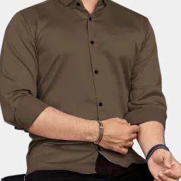 Men Regular Fit Solid Spread Collar Party Shirt-image-52