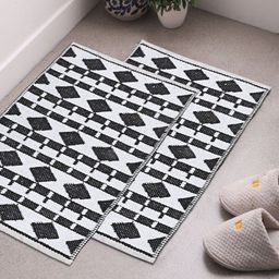 Saral Home White & Black Set of 2 Geometric Printed Rugs-0