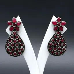 Ozanoo Silver-Plated Teardrop Shaped Drop Earrings-50