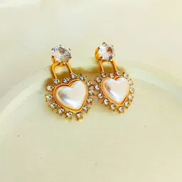 DressBerry Heart Shaped Studs Earrings-image-87