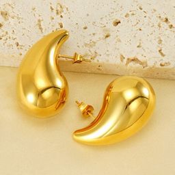 Softwrap Paisley Shaped Studs Earrings-15