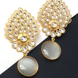 Ozanoo Gold-Plated Kundan-Studded Drop Earrings-50
