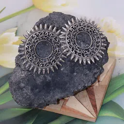 VAGHBHATT Circular Studs Earrings-0