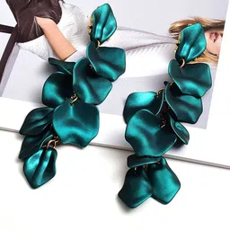 Yellow Chimes Green Flower Petals Drop Earrings-38