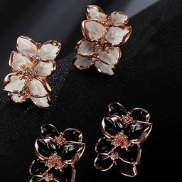 DIVASTRI Set Of 2 Rose Gold-Plated Artificial Stones Studded Floral Shaped Drop Earrings-16