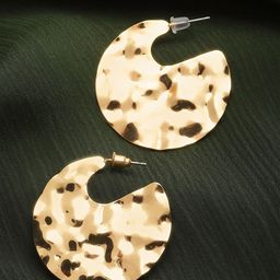 Bohey by KARATCART Gold-Plated Contemporary Half Hoop Earrings-1